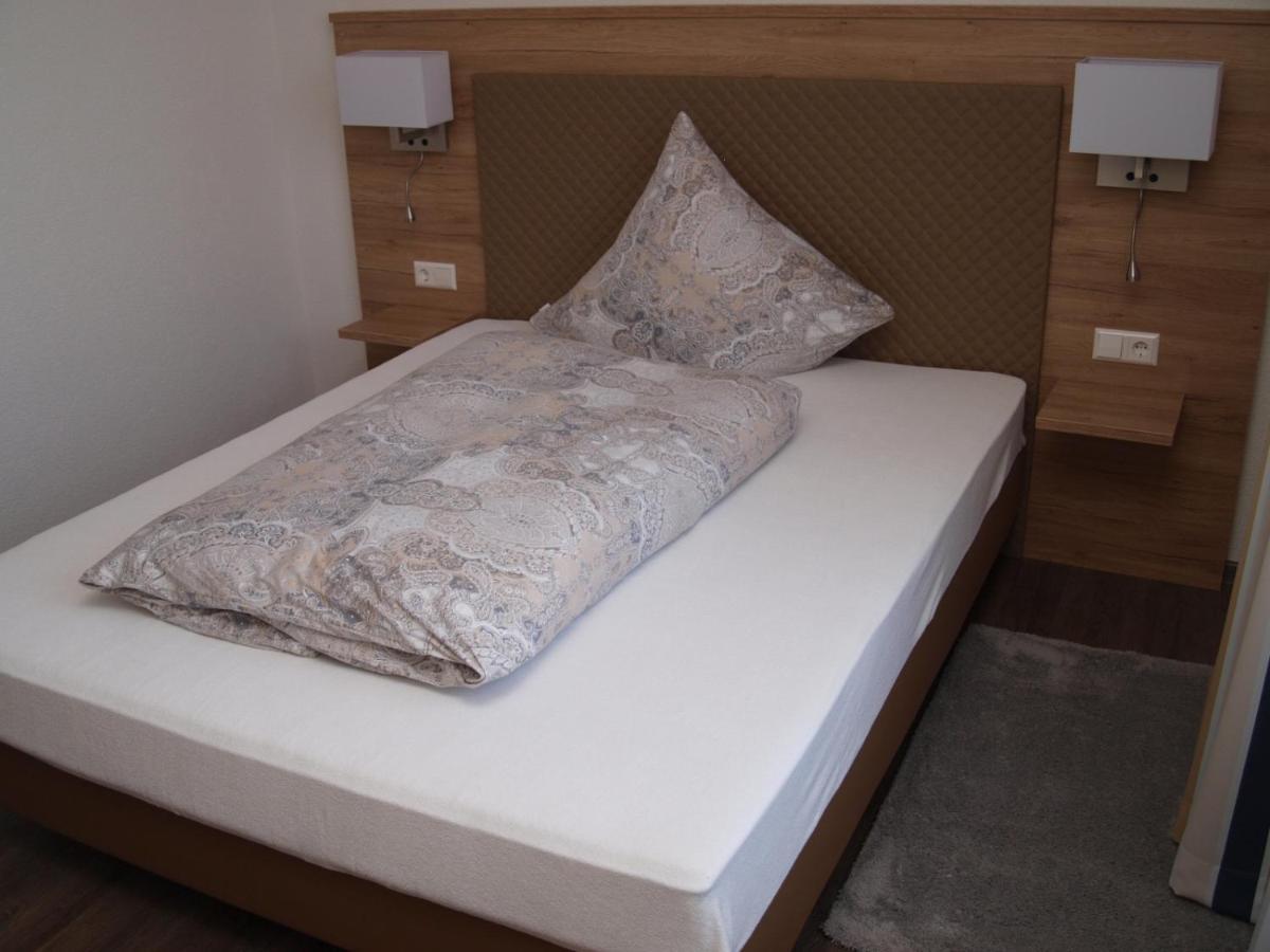 Hotel Anker Garni Раштатт Экстерьер фото