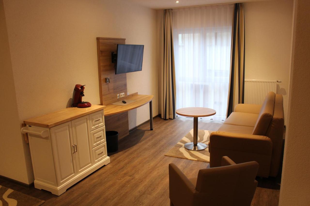 Hotel Anker Garni Раштатт Экстерьер фото